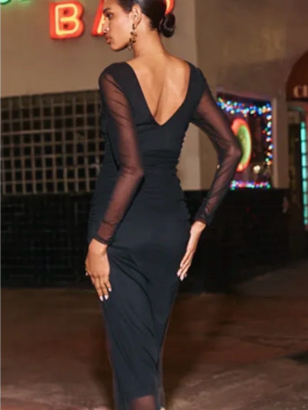 By Anthropologie Black Mesh Sleeve Deep V Hardware Midi Dress Size Small 4/6 - Picture 3 of 5